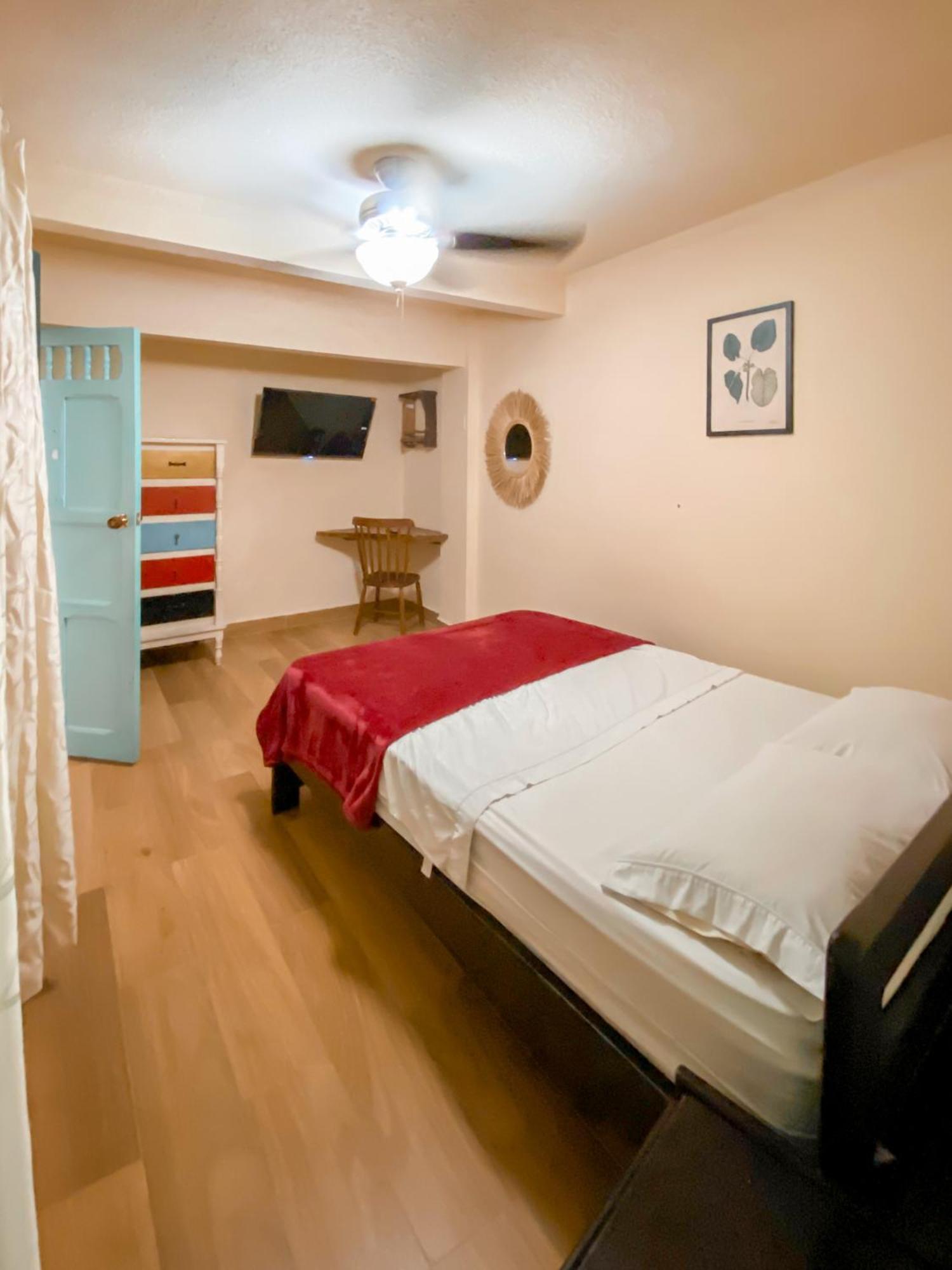 La Rosa Nautica Hostel Guaduas Habitación foto